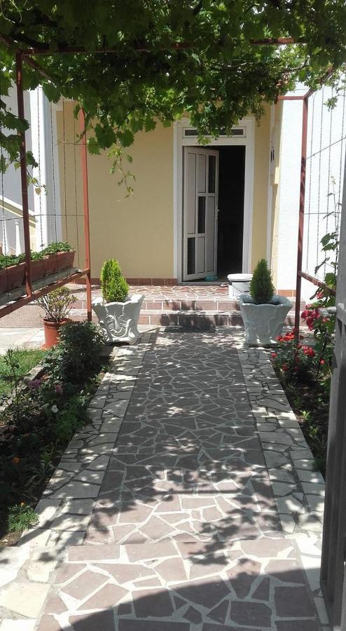 Apartments Avdic Sutomore Dış mekan fotoğraf
